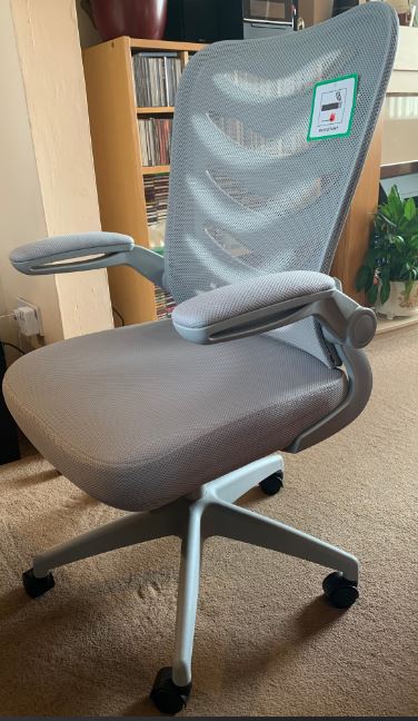 view of comhoma mesh office chair under £100 our unboxing package arrival home office