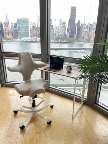 our own purchase testing view of hÅg capisco 8106 saddle chair for sciatica uk our unboxing package arrival home office for several weeks to months