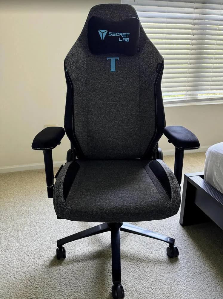 view of our own purchase testing secretlab titan evo (xl) office chair for tall person uk unboxing package arrival several weeks to months